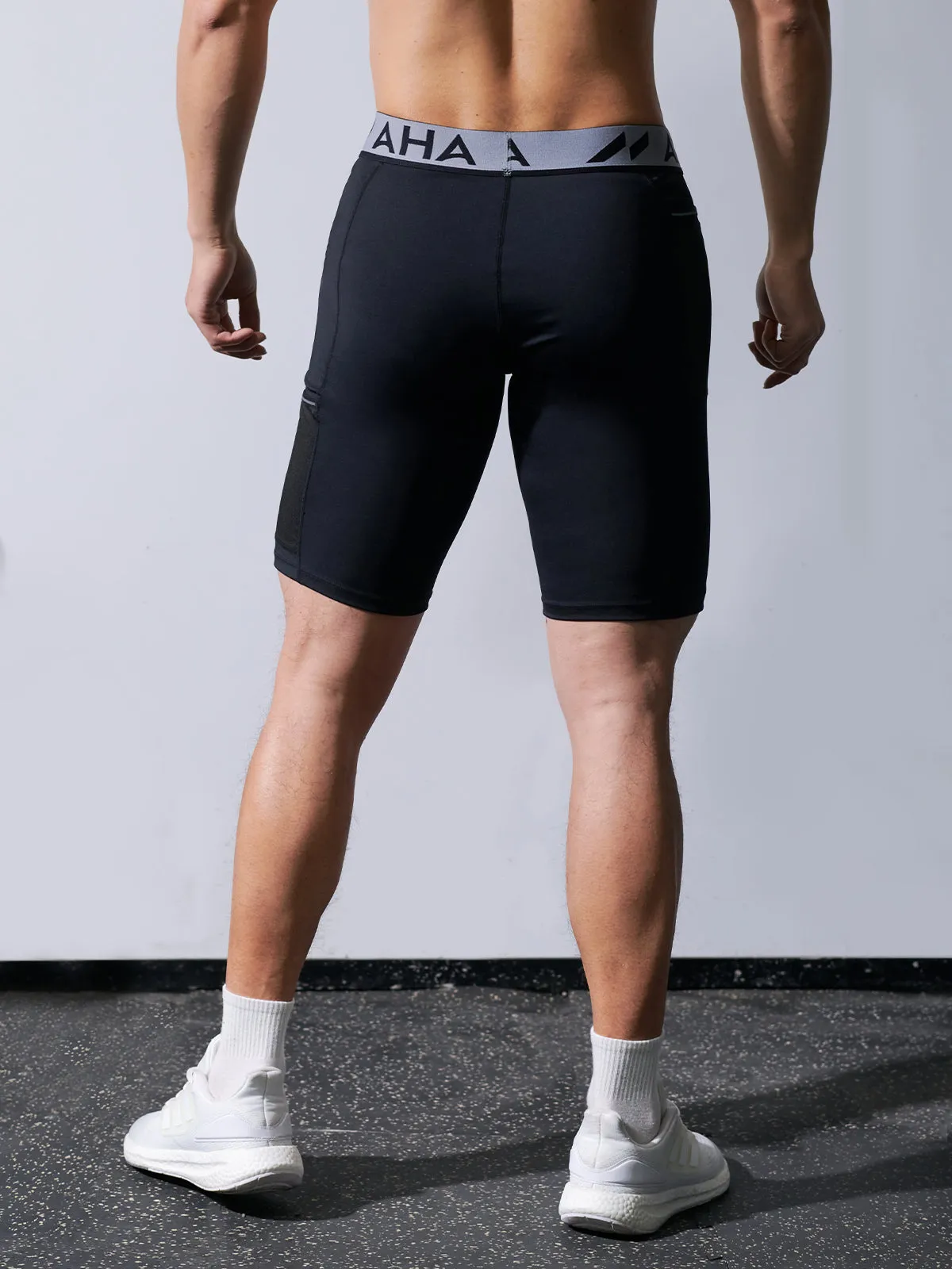 Compression 9" Short With Pockets