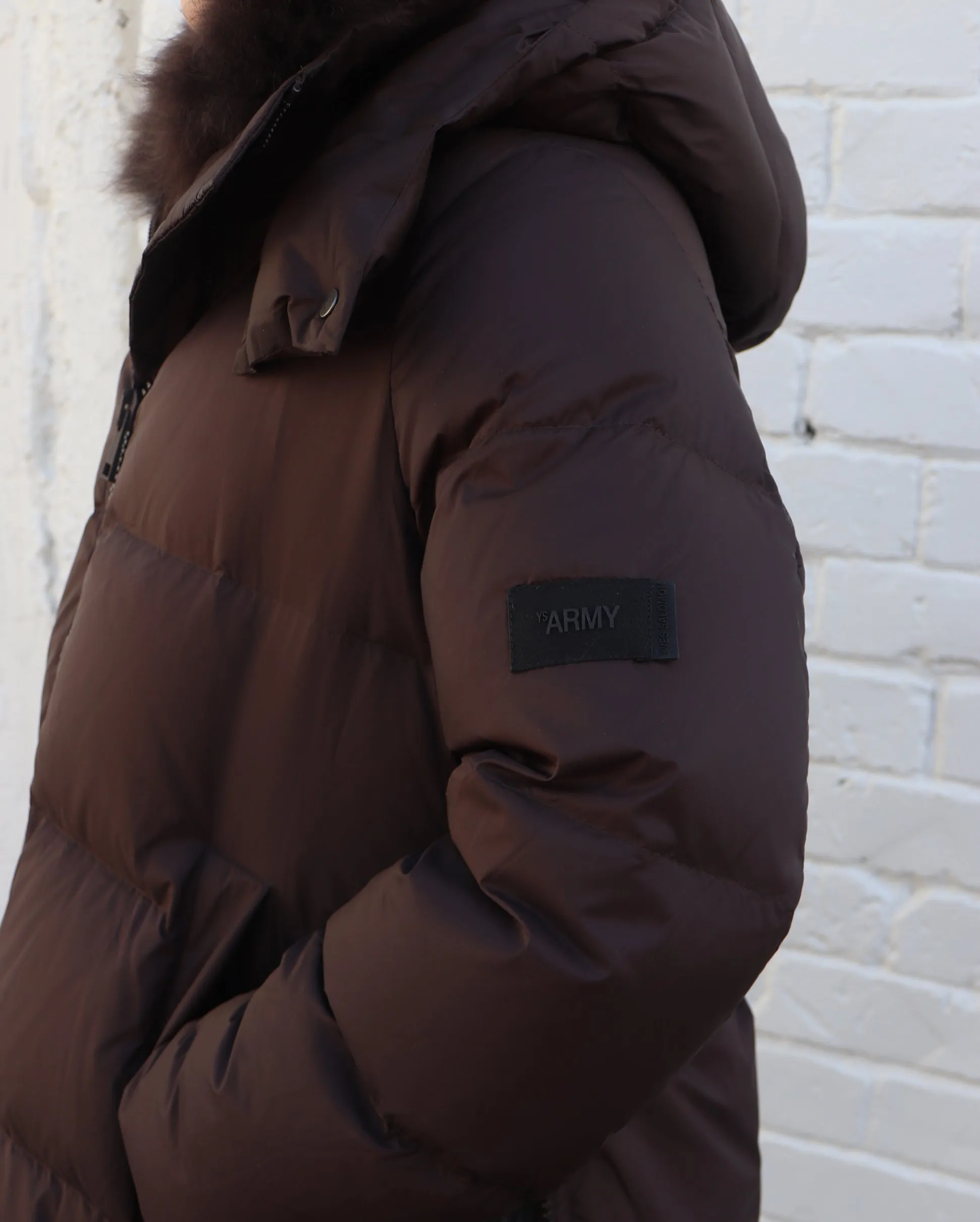 TECH FABRIC DOWN JACKET / MOCHA